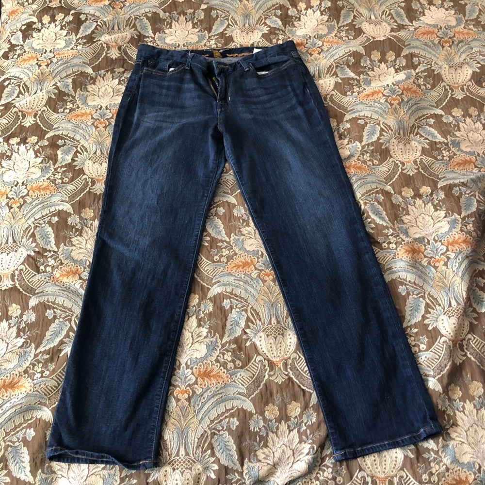 Lucky Jeans
